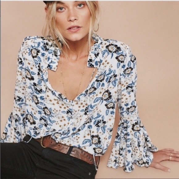 NEW LISTING ‼️FREE PEOPLE Tunic - Picture 2 of 16